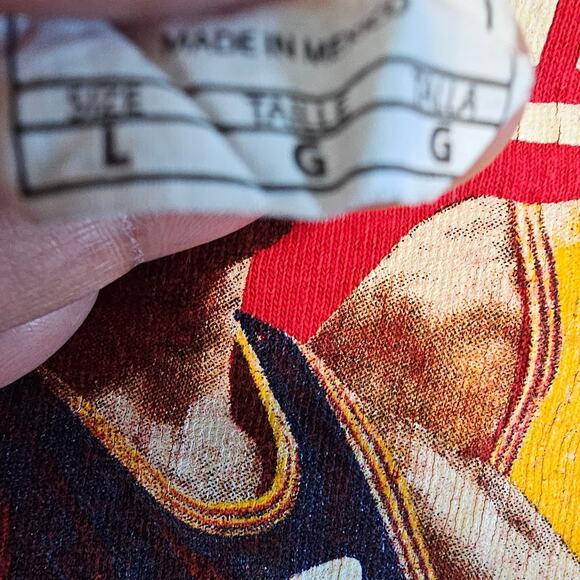 Cavaliers Straight Outta Cleveland T Shirt 2016 NBA Champs LeBron James LARGE - Picture 5 of 9